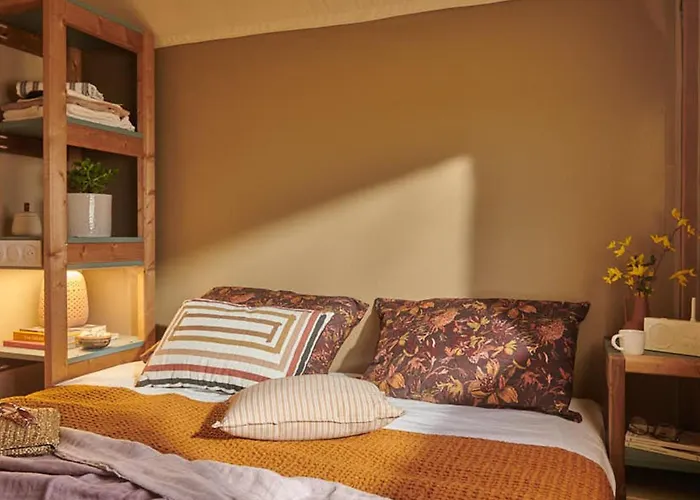 Sur Pilotis Avec Terrasse A Royan - Api-1-52-1474 Κάμπινγκ *