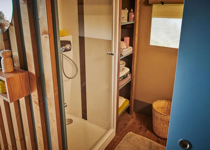 Sur Pilotis Avec Terrasse A Royan - Api-1-52-1474 Ρουαγιάν