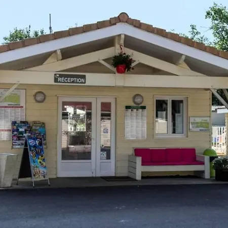 Sur Pilotis Avec Terrasse A - Api-1-52-1474 Camping