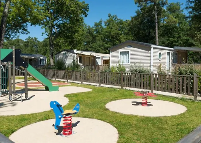 Sur Pilotis Avec Terrasse à Royan - Api-1-52-1474 Camping Royan